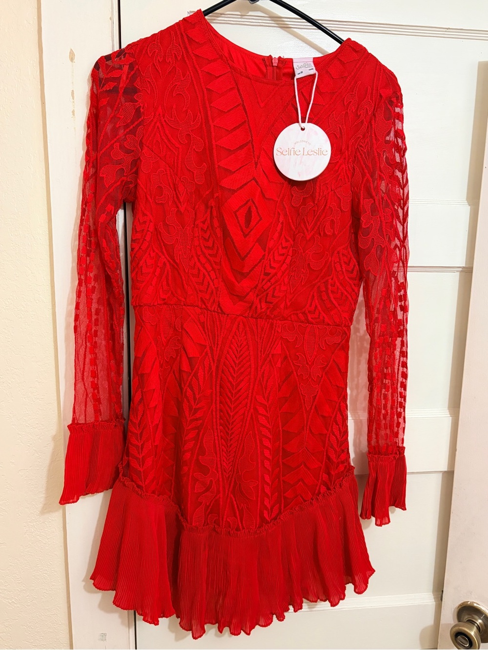 Selfie Leslie Red Lace Long Sleeve Ruffle Mini Dress Size M NWT